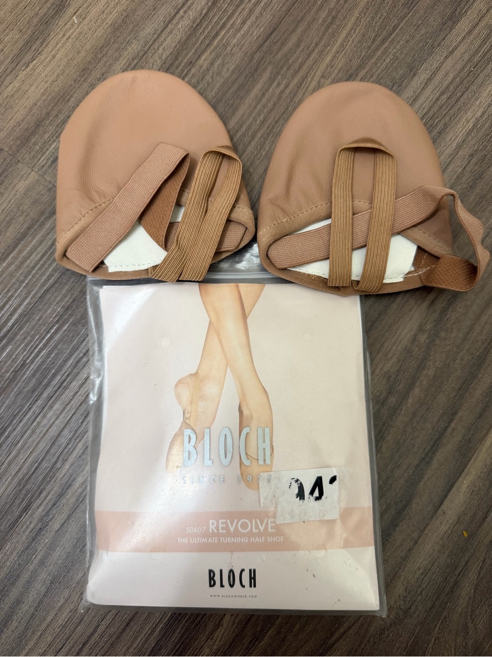 NEW Bloch S0607 sz S( 4.5-6) Revolve leather half-sole turning shoes